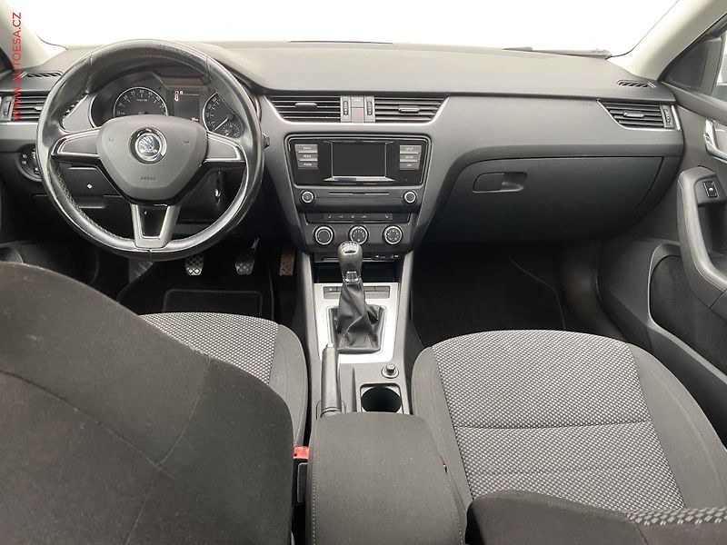 Škoda Octavia (2016) 1.6TDi, 1.maj,ČR, Ambition - fotka 8 z 17