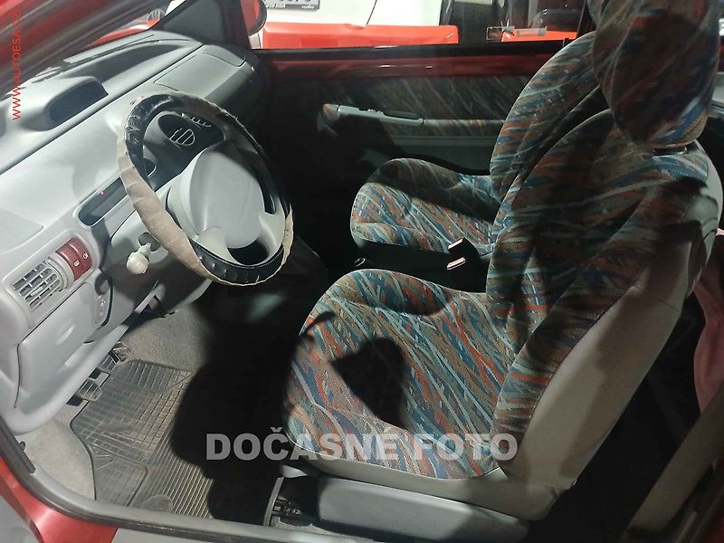 Renault Twingo (2003) 1.2i, 2.maj,ČR - fotka 3 z 3