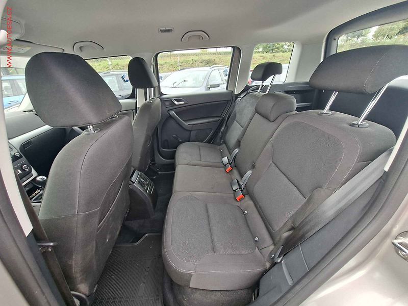 Škoda Yeti (2016) 1.2TSi, 2.maj,ČR, AC - fotka 10 z 17