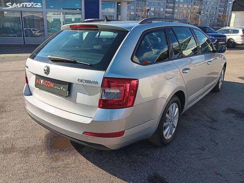 Škoda Octavia 1.6 TDI 81kW - fotka 6 z 27