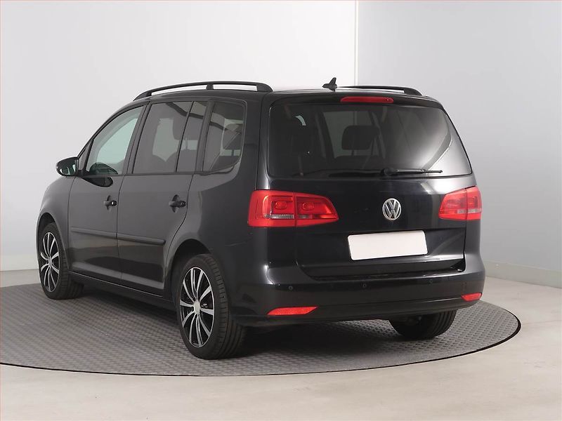 Volkswagen Touran (2012) 1.6 TDI, Navi, Tempomat - fotka 4 z 15