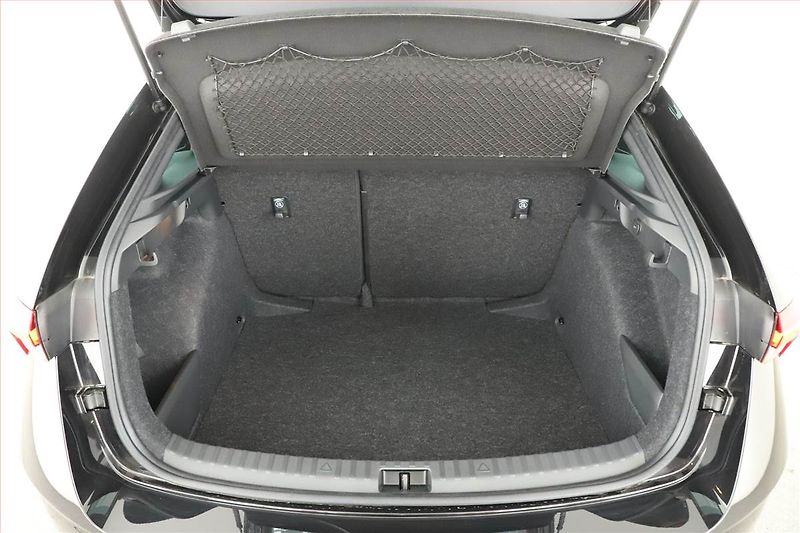 Škoda Scala (2025) 1.0 TSI, Drive - fotka 15 z 16