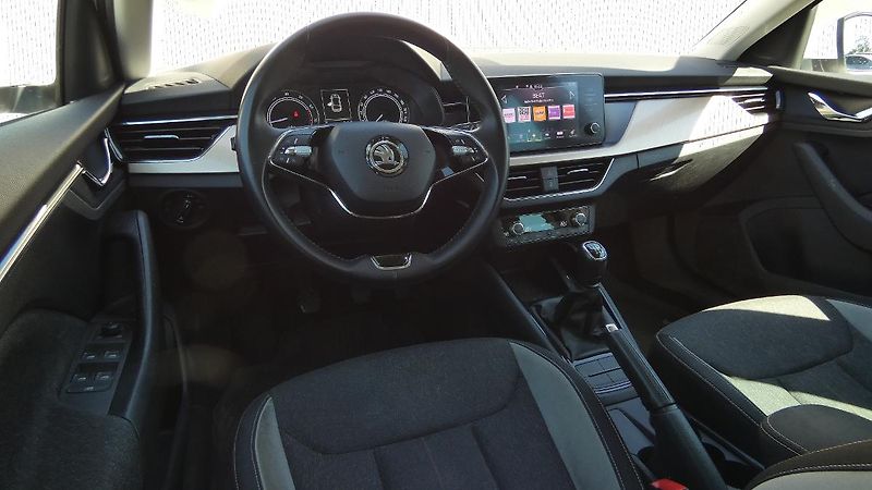 Škoda Scala 1.0 TSI Style - fotka 5 z 24