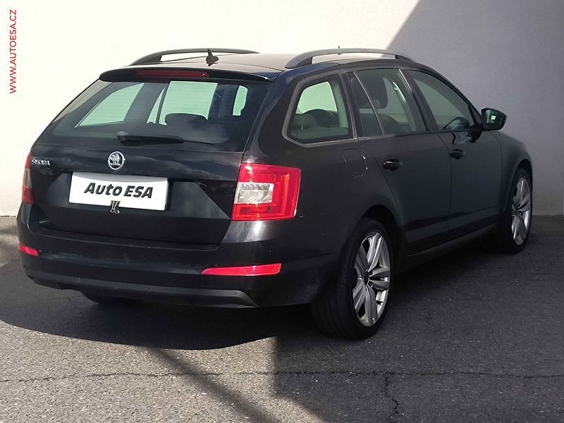 Škoda Octavia (2016) 2.0 TDi, Style, DSG - fotka 4 z 22
