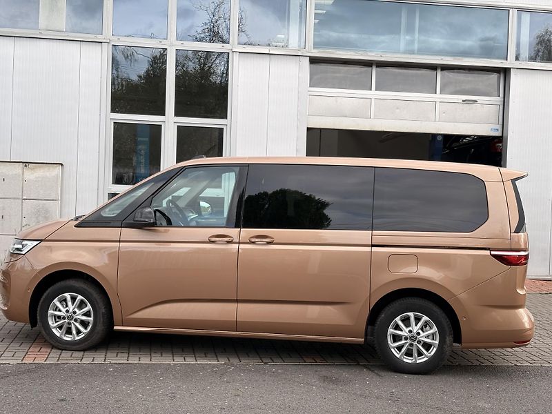 Volkswagen Multivan (2024) - fotka 3 z 32