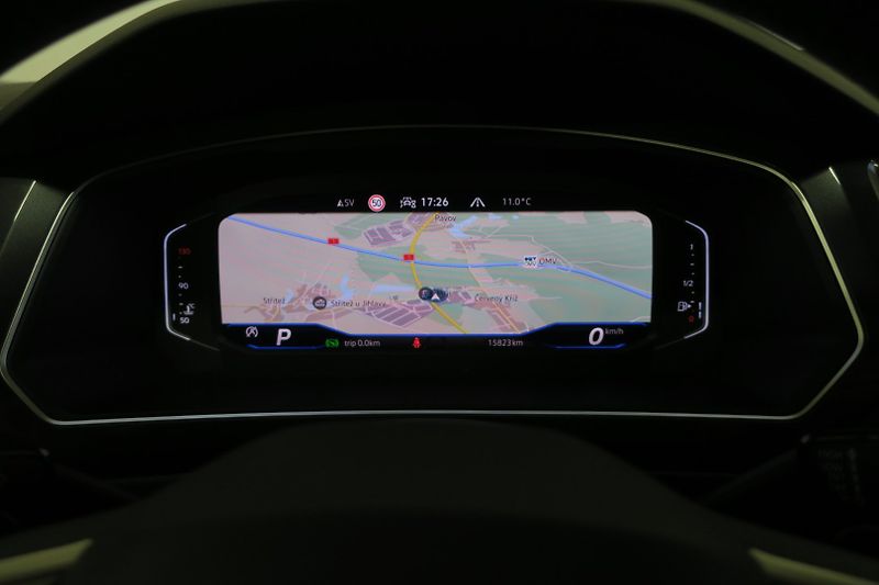 Volkswagen Tiguan (2022) R-line 2,0TDI 147 KW 4M DSG - fotka 23 z 49