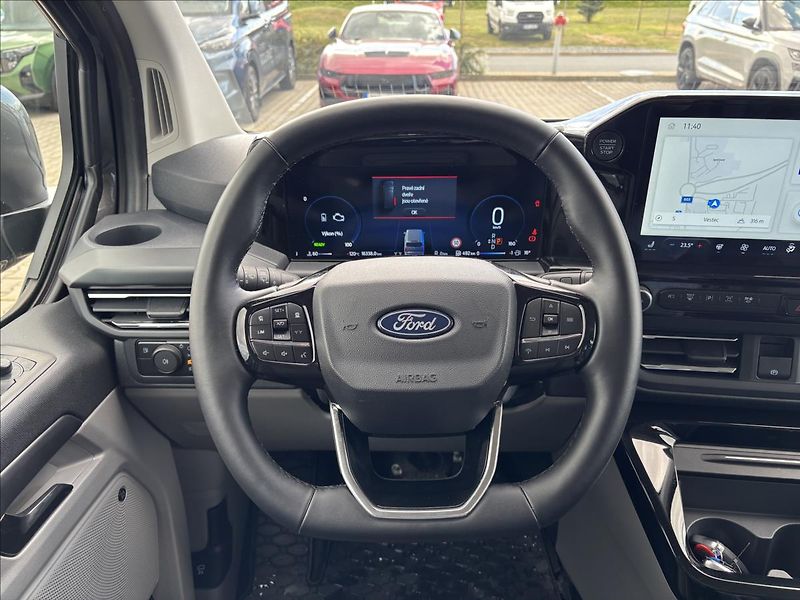 Ford Tourneo Custom 2,5 PHEV 171kW Titanium X L1 - fotka 26 z 59