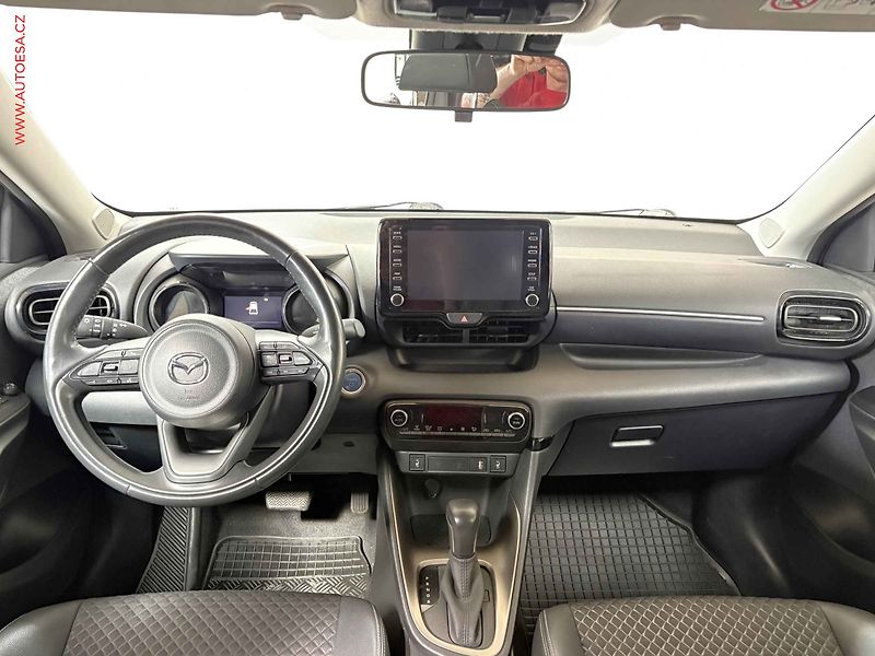 Mazda 2 (2022) 1.5i, 1.maj,ČR, AT - fotka 8 z 17