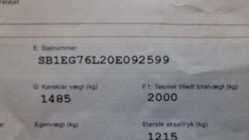 Toyota Avensis 1.8 VVT-I Rezervace - fotka 27 z 30