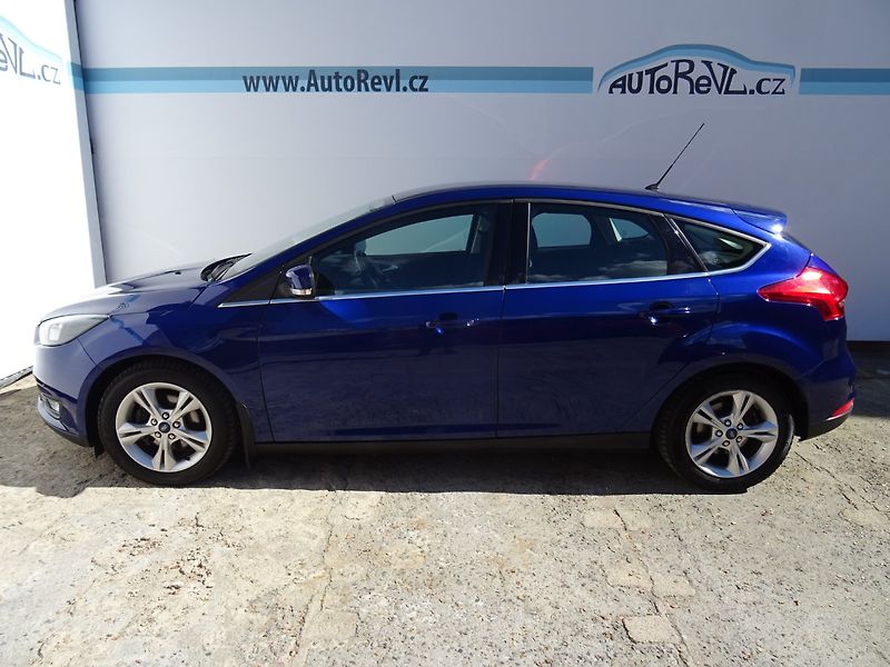 Ford Focus (2015) 1.0i,92kW,71tkm,klima,ALU - fotka 6 z 22