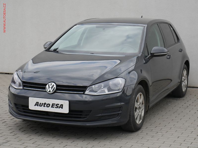 Volkswagen Golf (2014) 1.2TSi, Comfortline - fotka 3 z 16