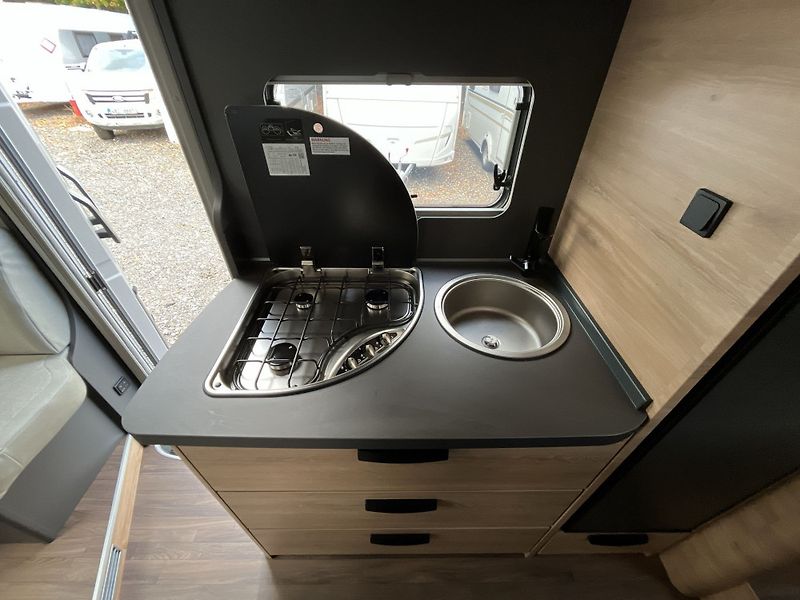 Knaus (2027) L!VE WAVE 650 MEG Platinum Sel - fotka 14 z 23