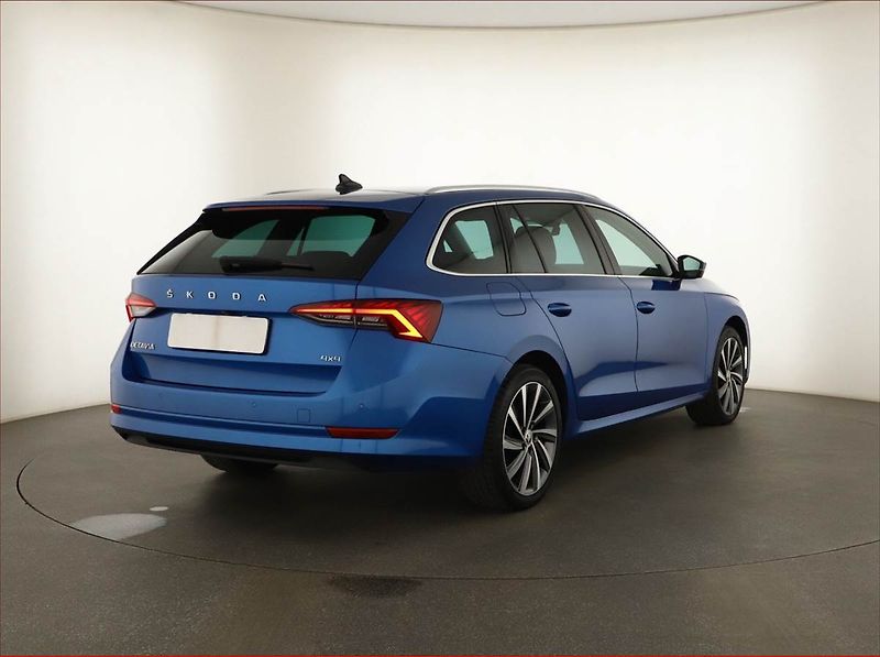 Škoda Octavia (2022) Style Plus 2.0 TDI - fotka 5 z 16