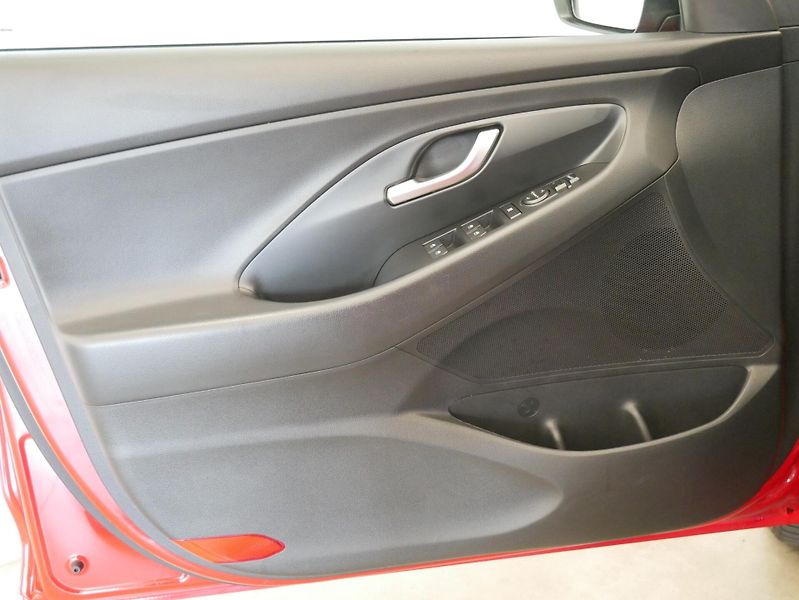 Hyundai i30 - fotka 12 z 28