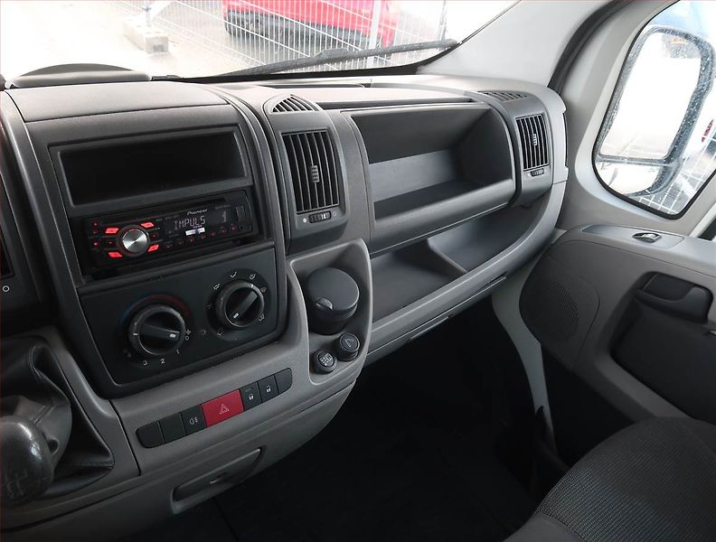 Peugeot Boxer (2007) 2.2 HDi, L2H2, ČR - fotka 8 z 14