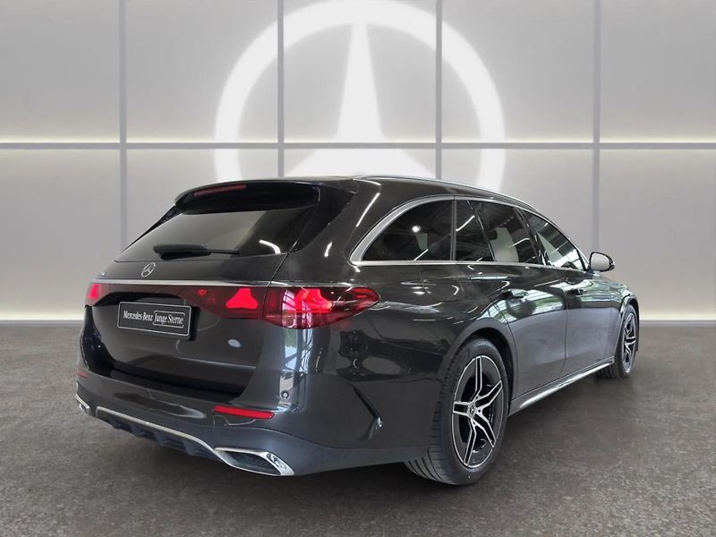 Mercedes-Benz Třídy E 220d AMG Advanced+ 360 DIGI.L - fotka 3 z 14