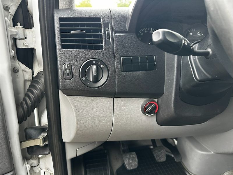 Mercedes-Benz Sprinter 2,1 516cdi 4X4 HMOTNOST 5t - fotka 19 z 34