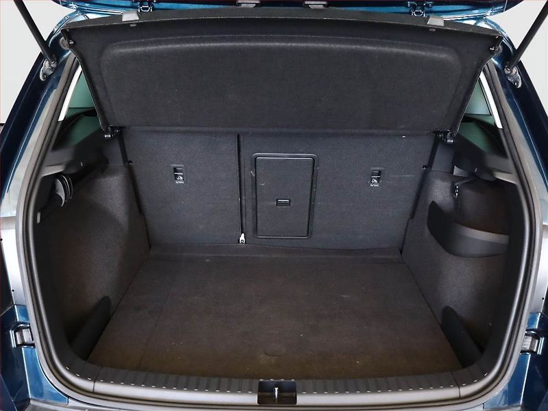 Škoda Karoq (2021) 2.0 TDI, Automat, ČR,1.maj - fotka 12 z 21
