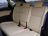 Lexus NX 300h.