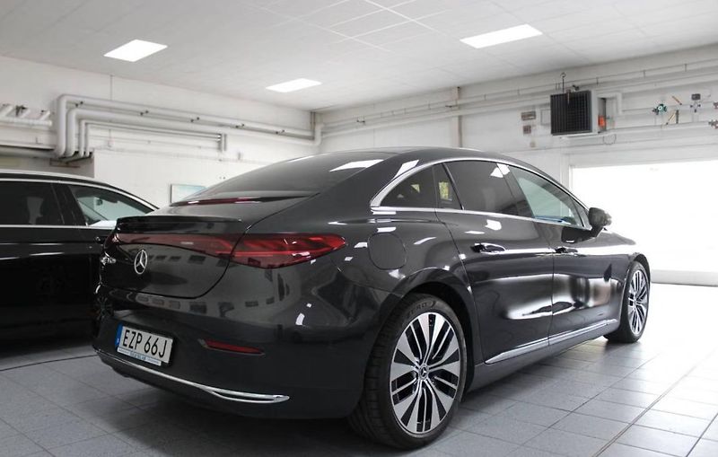 Mercedes-Benz EQE 350+ 360kam Tažné 4 zóny BLIS  - fotka 3 z 13
