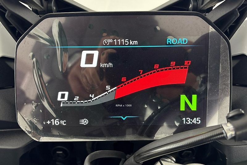 BMW MOTO F 900 XR - fotka 12 z 13