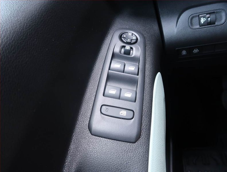 Citroën Berlingo (2021) Maxi Feel 1.5 BlueHDi, 5Míst - fotka 16 z 16