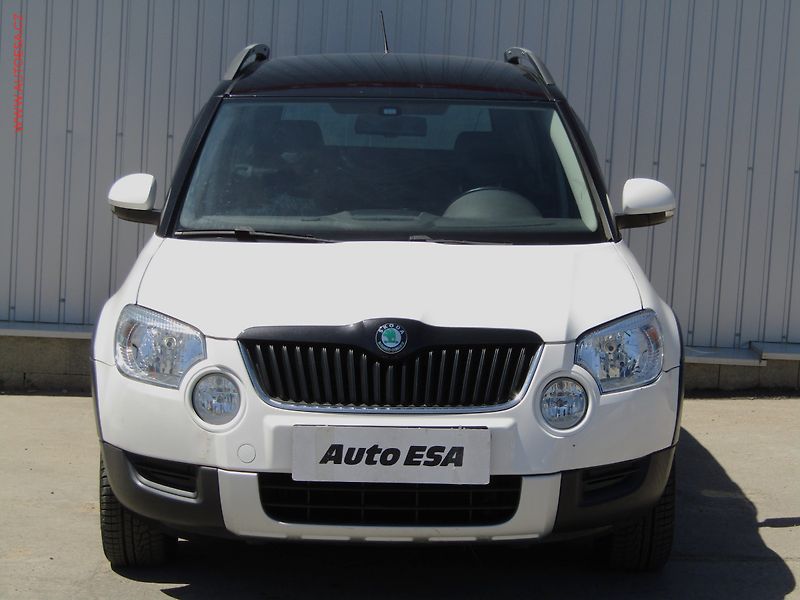 Škoda Yeti (2012) 2.0TDi 4x4, Navi, AC - fotka 2 z 19