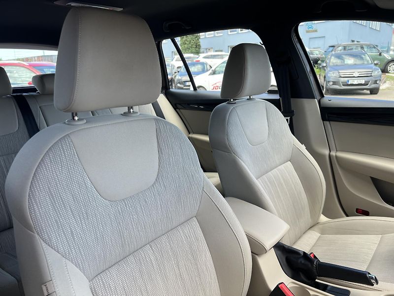 Škoda Octavia 2.0TDi 135kw 4x4 DSG ČR odpDPH - fotka 38 z 49