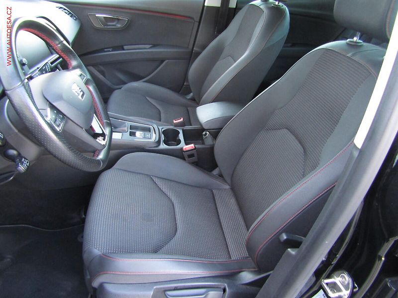 Seat Leon (2019) 2.0 TDI, ČR, FR, DSG, LED - fotka 9 z 20