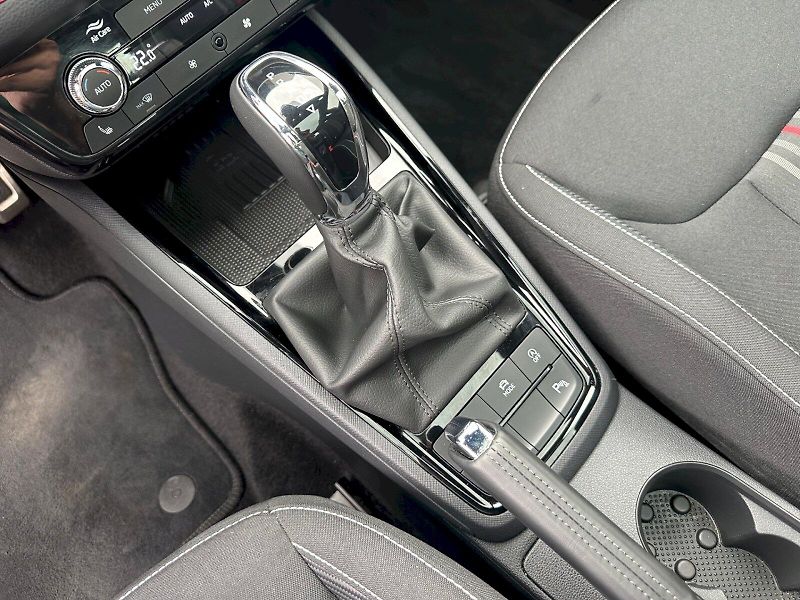 Škoda Kamiq (2025) 1,0 TSI / 85 KW / DSG / Monte - fotka 27 z 30