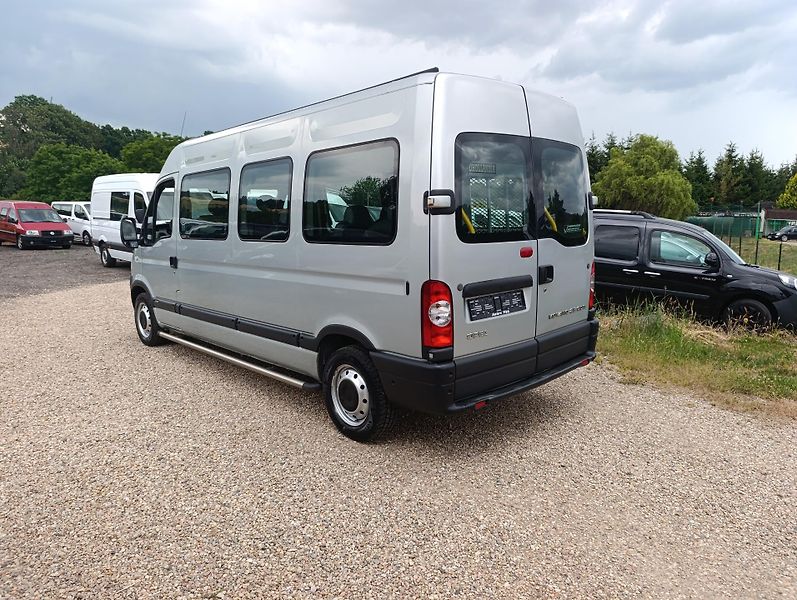 Opel Movano (2009) 2.5 CDTI L3H2 9míst - fotka 2 z 28