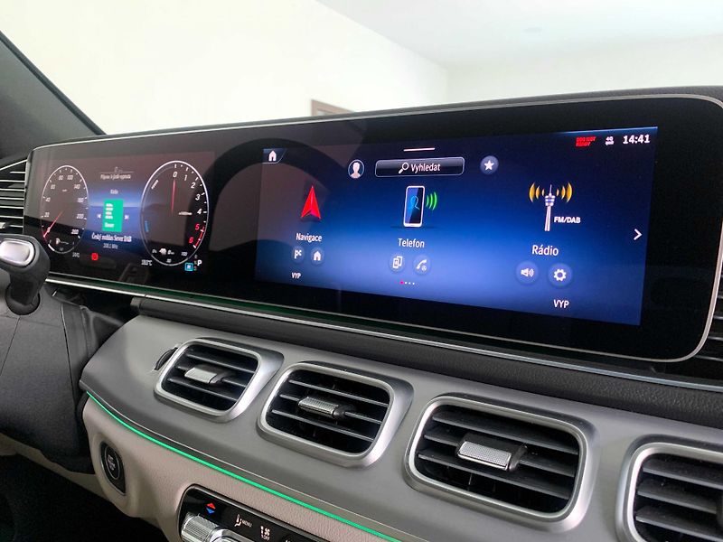 Mercedes-Benz GLE 350 de 4MATIC PLUG-IN 245 kW - fotka 13 z 27