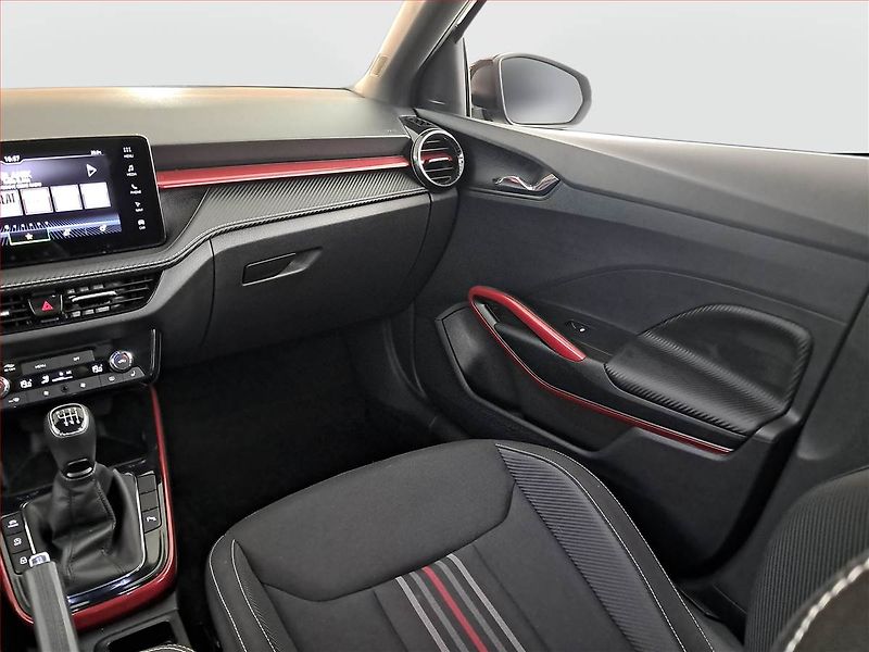 Škoda Fabia (2024) Monte Carlo 1.0 TSI - fotka 8 z 22