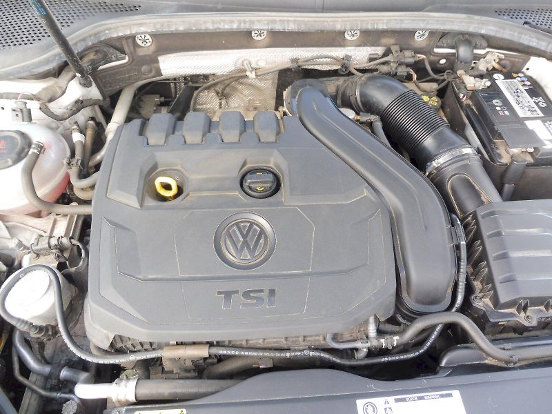 Volkswagen Golf (2019) Maraton Edition 1,5 TSI 96kW - fotka 21 z 25