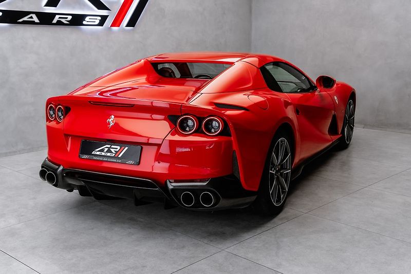Ferrari 812 GTS, lift, karbon, CZ - fotka 17 z 40