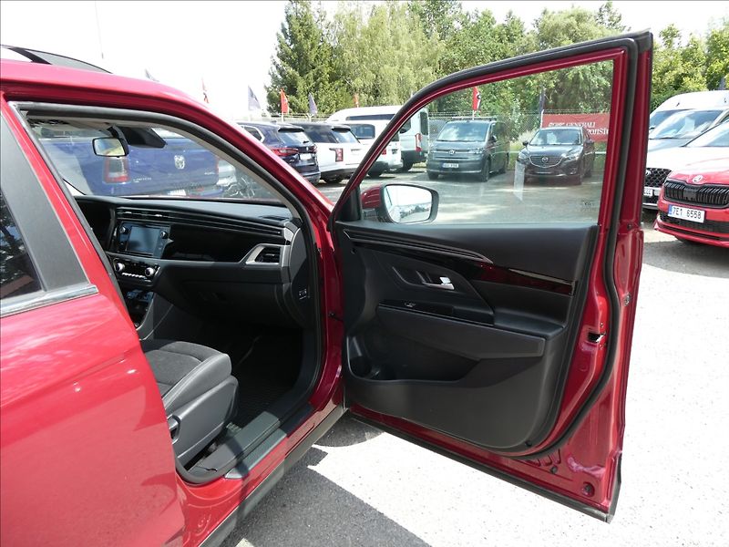 SsangYong Korando 1,5 T-GDI 120kW Automat,Style - fotka 20 z 39