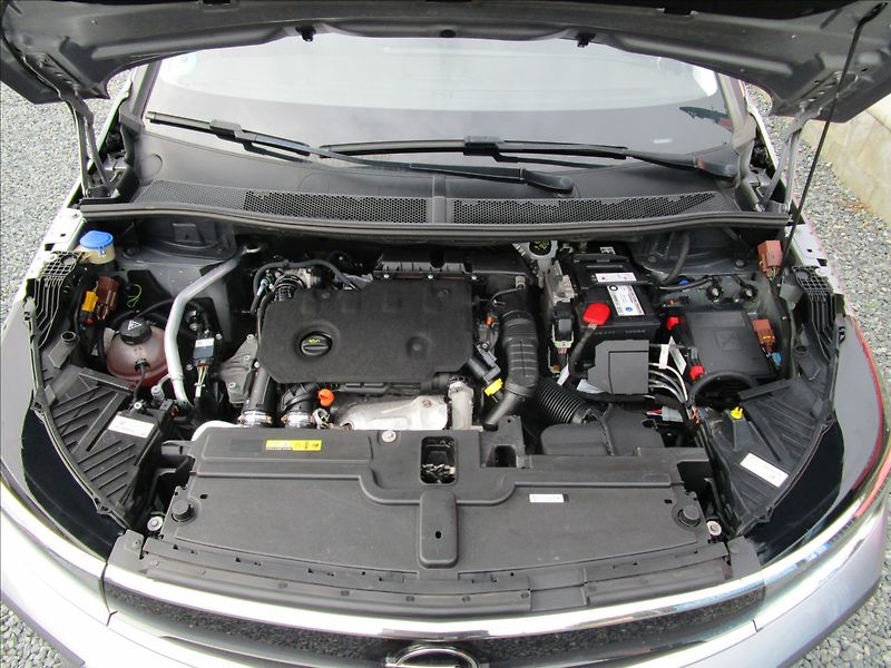 Opel Grandland 1.5CDTi 96kW AT8, aut. klima, - fotka 38 z 41