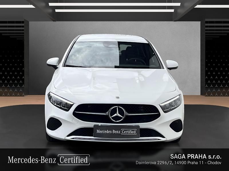 Mercedes-Benz Třídy A A-Třída 180 Progressive Editio - fotka 2 z 20