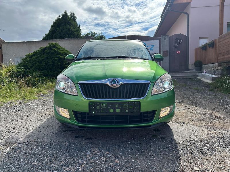 Škoda Fabia (2010) 1,2 TSI, Sport - fotka 2 z 14