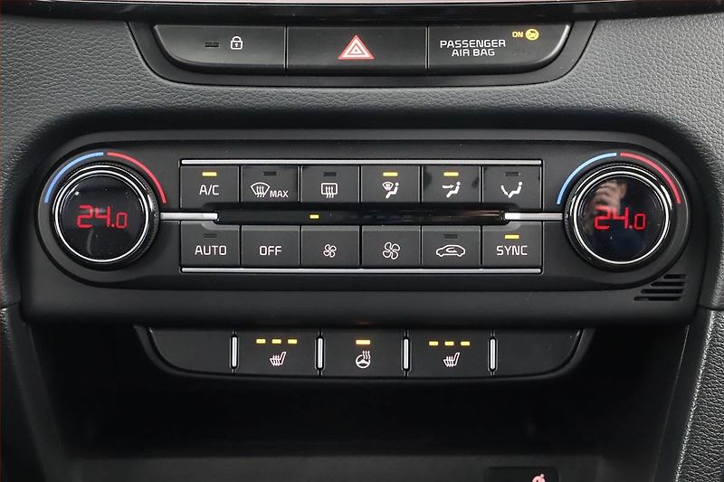 Kia Ceed (2025) 1.5 T-GDI, ACC, FullLed, DPH - fotka 16 z 20