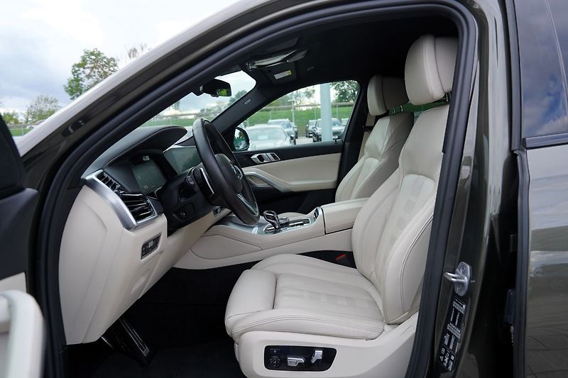BMW X6 30d xDrive/Mpaket/DPH/1.maj. - fotka 23 z 47