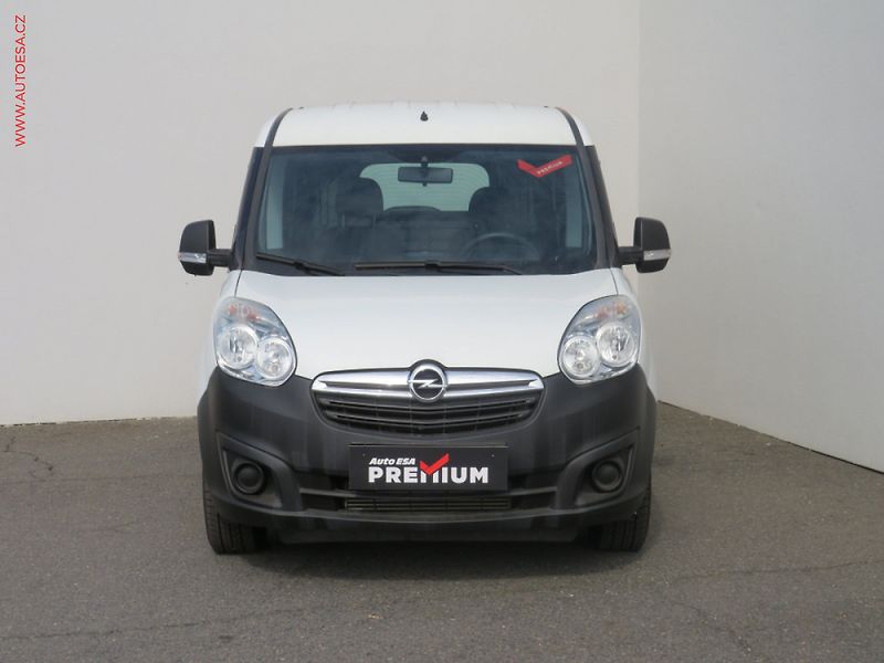Opel Combo (2018) 1.4 16V MAXi, AC - fotka 2 z 3