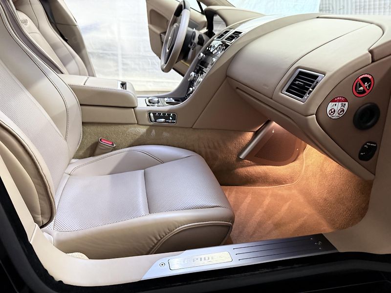 Aston Martin Rapide (2016) S 6.0 560PS,AT-8ST,SERVIS - fotka 23 z 72