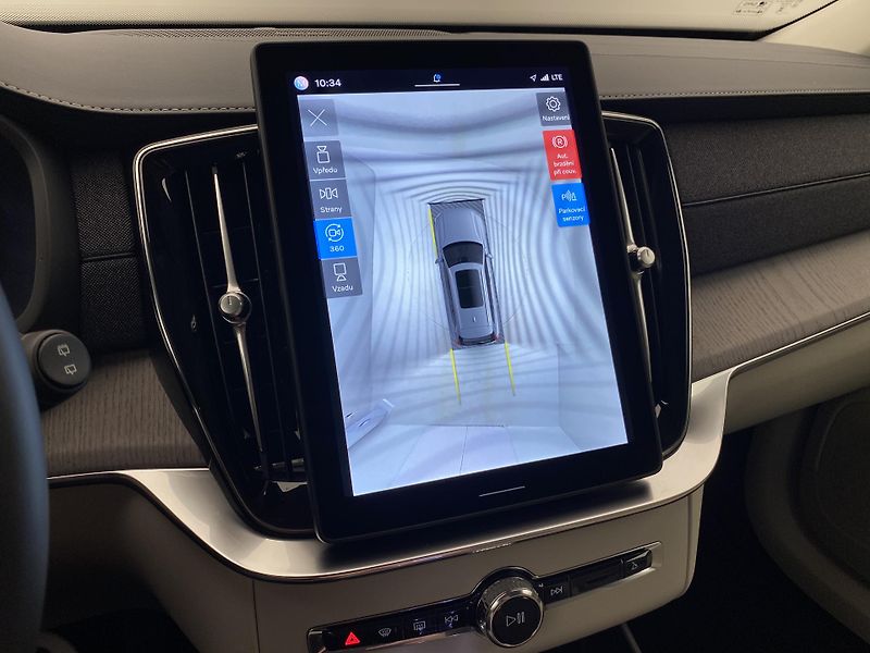 Volvo XC90 T8 AWD RECHARGE BRIGHT PLUS 7m - fotka 63 z 67