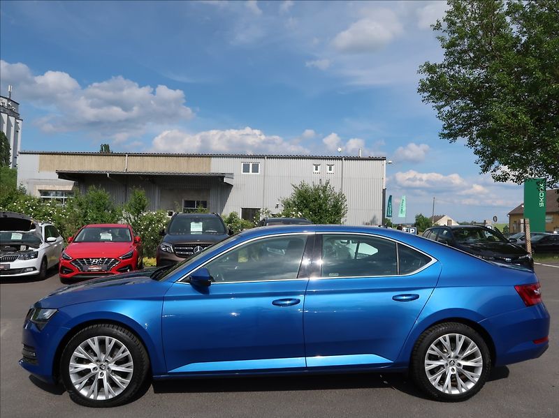 Škoda Superb 2,0 TSi,140kW,NovéČR,Style,DPH - fotka 6 z 26