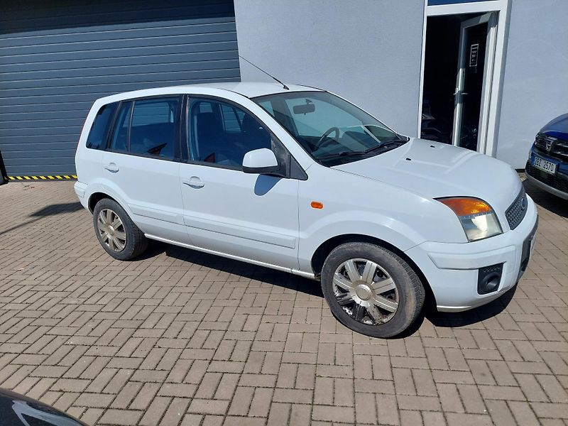 Ford Fusion (2010) 1.4TDCi  - fotka 4 z 23
