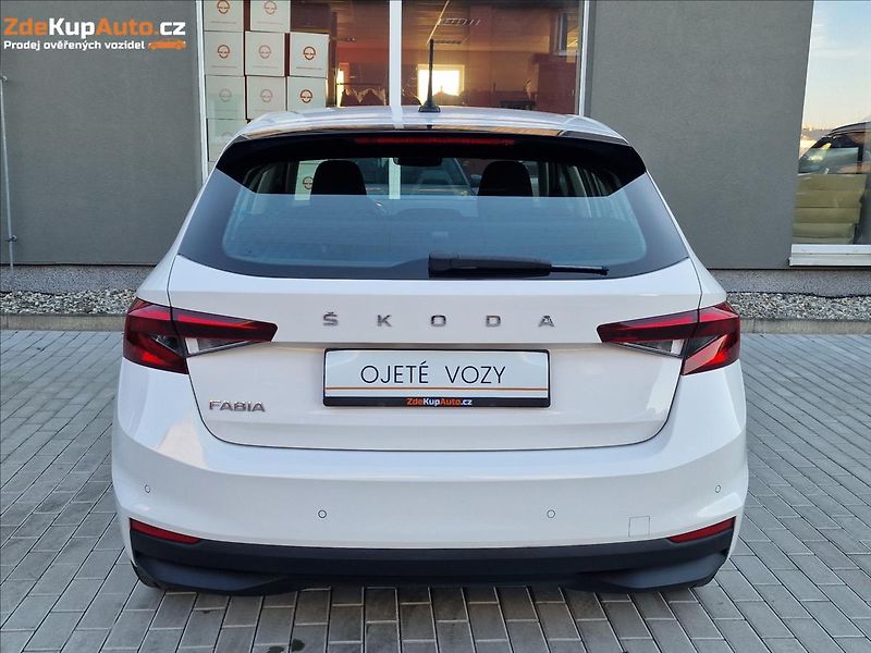 Škoda Fabia 1.0 TSI Style,Původ ČR,1.Maj. - fotka 8 z 49