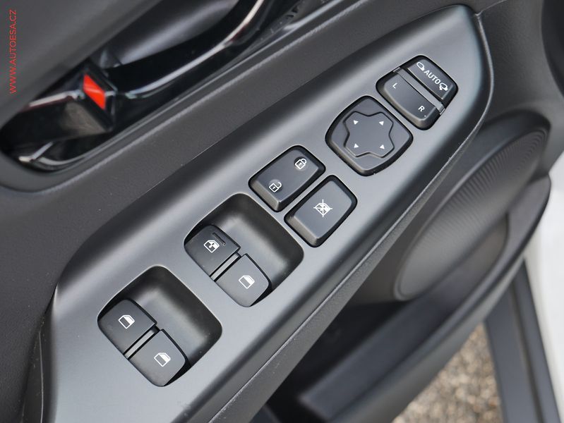 Hyundai Kona (2018) 1.0T-GDi, 1.maj,ČR, Navigace - fotka 21 z 25