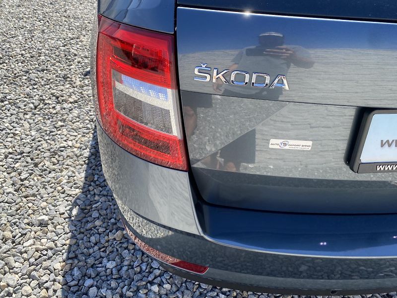 Škoda Octavia 1.6TDi 115PS DSG DPH REZERVACE - fotka 39 z 154