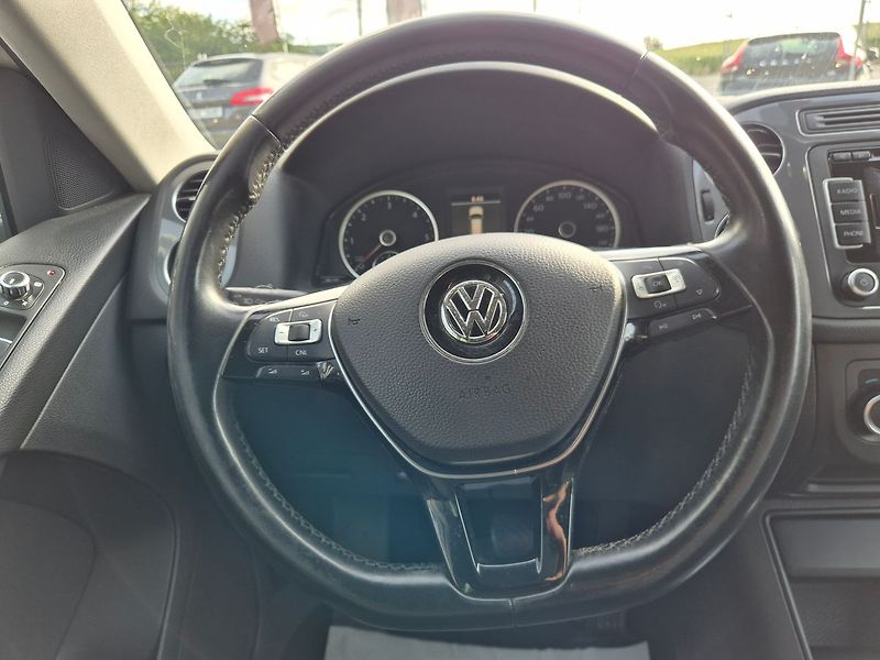 Volkswagen Tiguan 2.0TDi 130kW 4x4, DSG,webasto, - fotka 13 z 27
